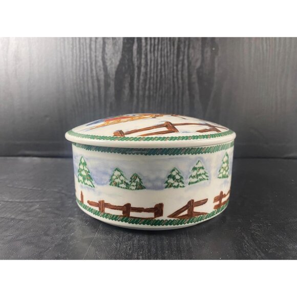 Mikasa Christmas Country Sleigh Ride Lidded Porcelain Lidded Dish Box Collectibl - Picture 5 of 7